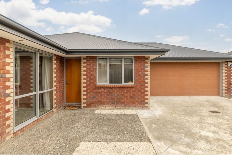 Photo of property in 262a Greers Road, Bryndwr, Christchurch, 8053