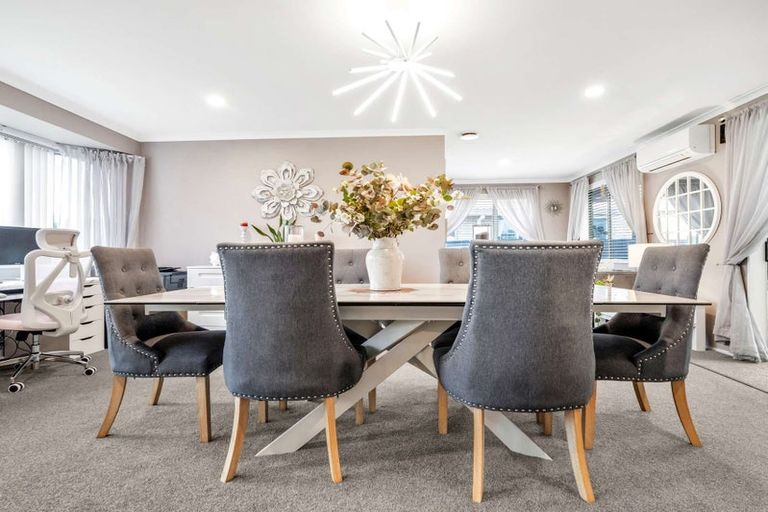 Photo of property in 16 Antrim Place, Nawton, Hamilton, 3200