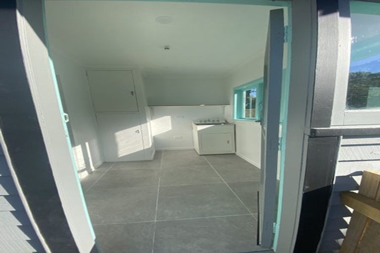 Photo of property in 31 View Road, Titahi Bay, Porirua, 5022