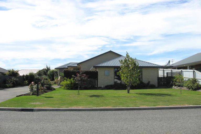 Photo of property in 21 Robinson Street, Rakaia, 7710