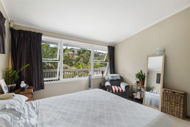 Photo of property in 62 Braemar Road, Castor Bay, Auckland, 0620