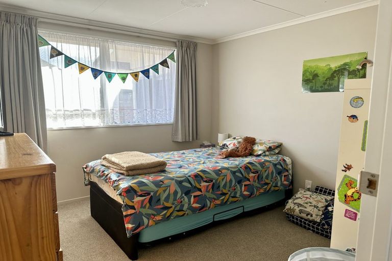 Photo of property in 20 Tawhara Place, Edgecumbe, 3120