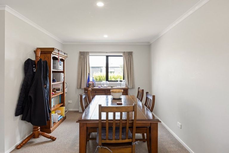 Photo of property in 2/22 Iwi Road, Baverstock, Hamilton, 3289