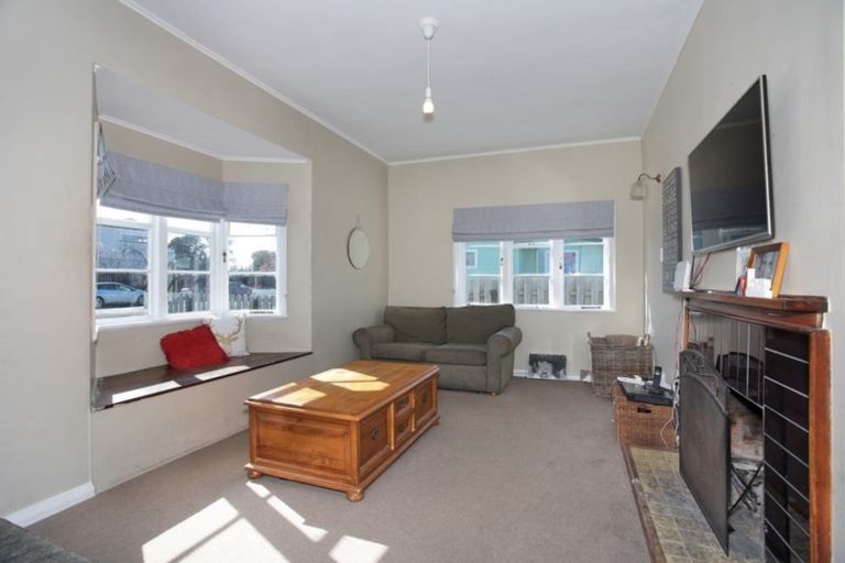 Photo of property in 5 Bell Street, Marton, 4710