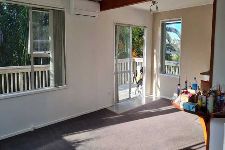 Photo of property in 64 Gallony Avenue, Massey, Auckland, 0614