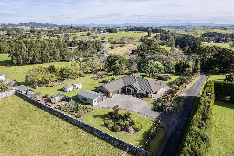 Photo of property in 196 Church Road, Te Kamo, Kamo, 0185