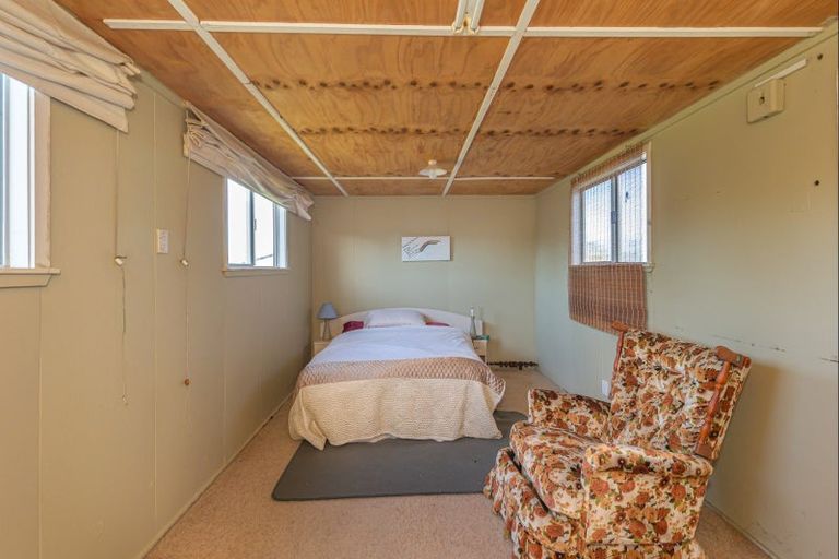 Photo of property in 25 Himatangi Street, Himatangi Beach, Foxton, 4891