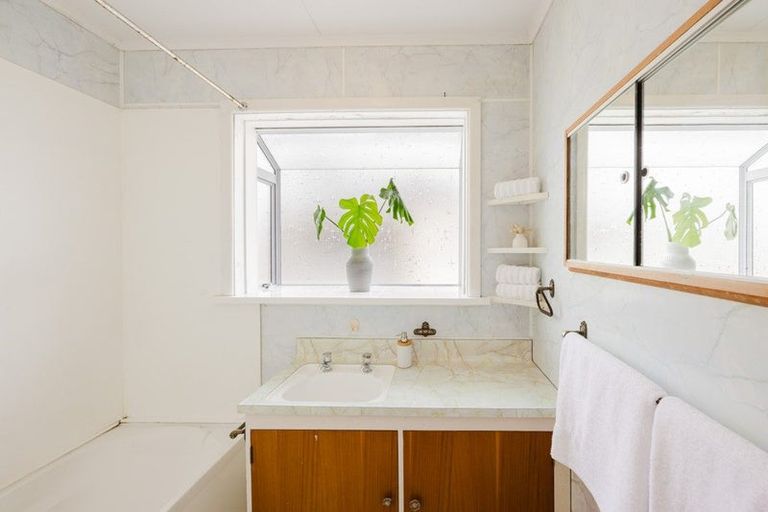 Photo of property in 55 King Street, Taradale, Napier, 4112