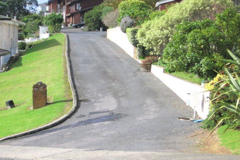 Photo of property in 82 Marellen Drive, Red Beach, 0932