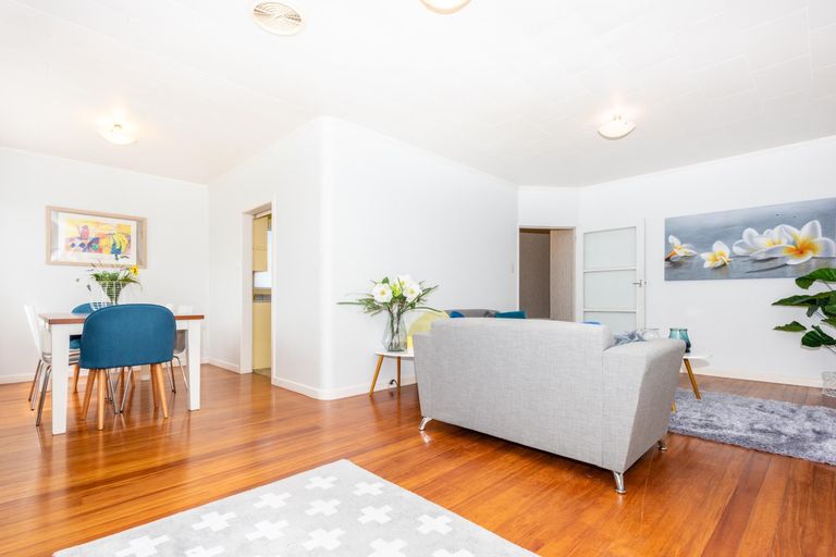 Photo of property in 22 Turenne Street, Inner Kaiti, Gisborne, 4010