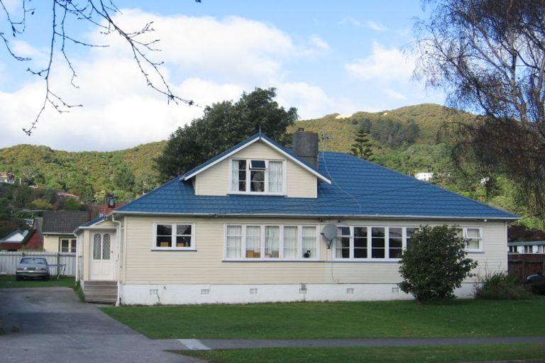 Photo of property in 354 Waiwhetu Road, Fairfield, Lower Hutt, 5011