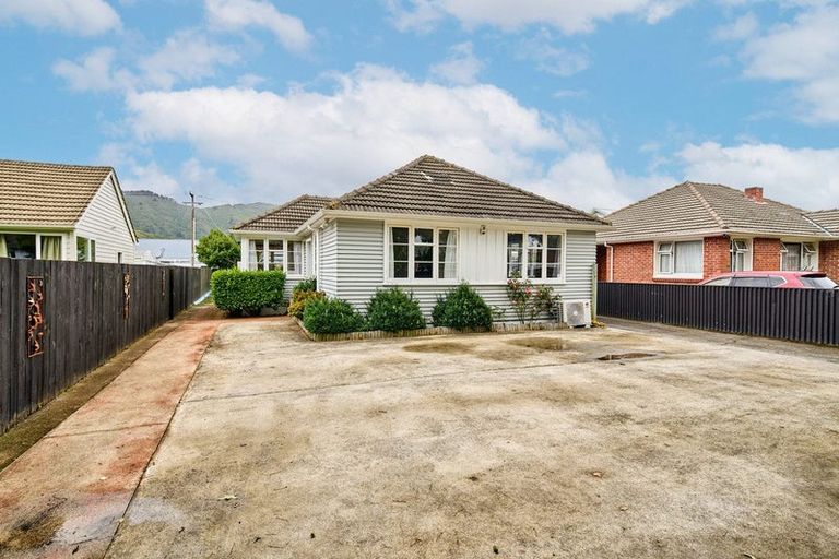 Photo of property in 36 Chapman Crescent, Naenae, Lower Hutt, 5011
