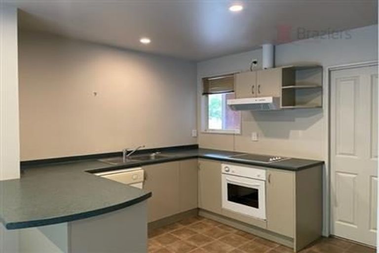 Photo of property in 92b Peverel Street, Riccarton, Christchurch, 8041