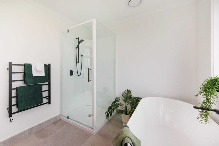 Photo of property in 132 Kingsdale Park Drive, Aokautere, Palmerston North, 4471