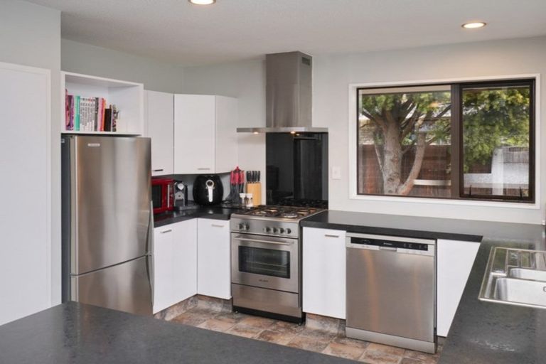 Photo of property in 27a Trafford Street, Harewood, Christchurch, 8051