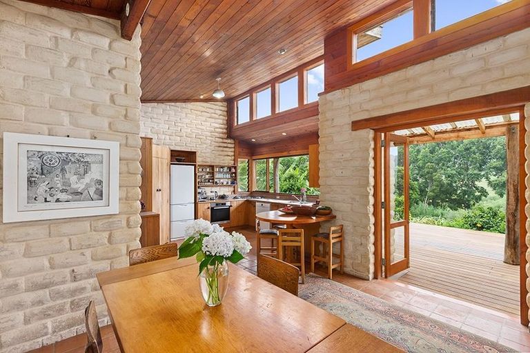 Photo of property in 81 Omaha Valley Road, Big Omaha, 0985