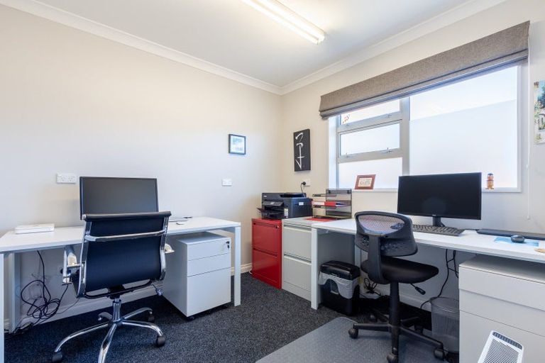 Photo of property in 26 Otupoa Way, Paraparaumu, 5032