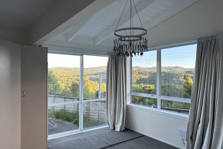 Photo of property in 757 South Titirangi Road, Titirangi, Auckland, 0604