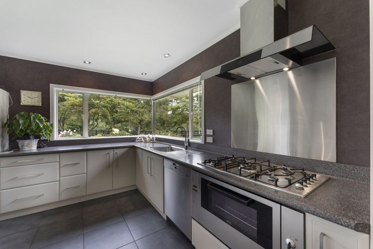 Photo of property in 271 Richmond Road, Lepperton, New Plymouth, 4373