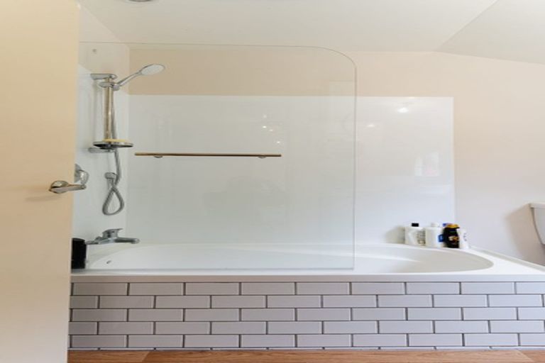 Photo of property in 6 Hawthorn Avenue, Mornington, Dunedin, 9011