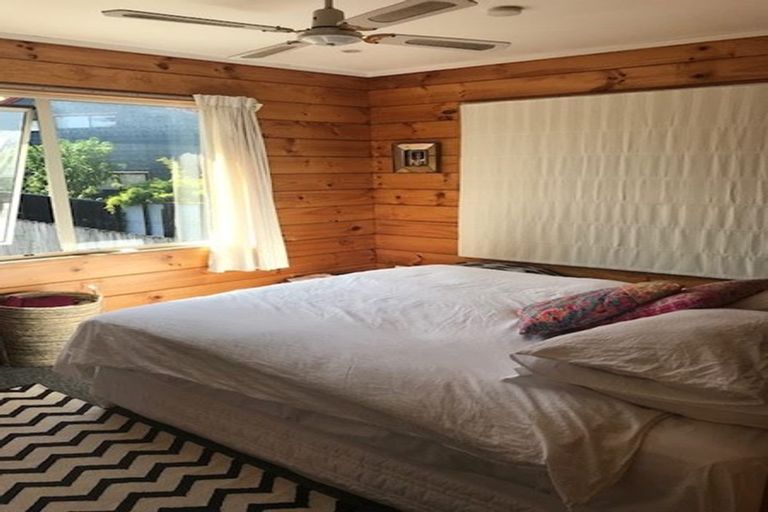 Photo of property in 2/51a Vincent Street, Howick, Auckland, 2014