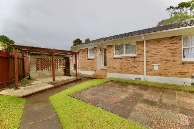Photo of property in 14 Waterlea Avenue, Mangere Bridge, Auckland, 2022