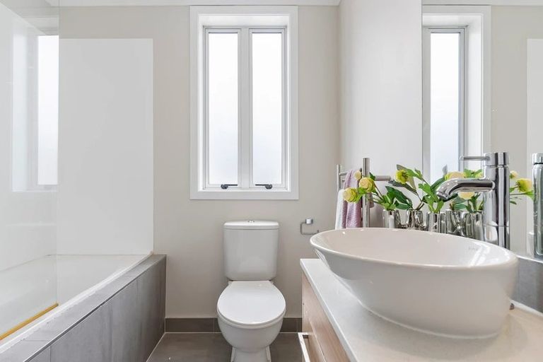 Photo of property in 41 Adamson Road, Flat Bush, Auckland, 2019