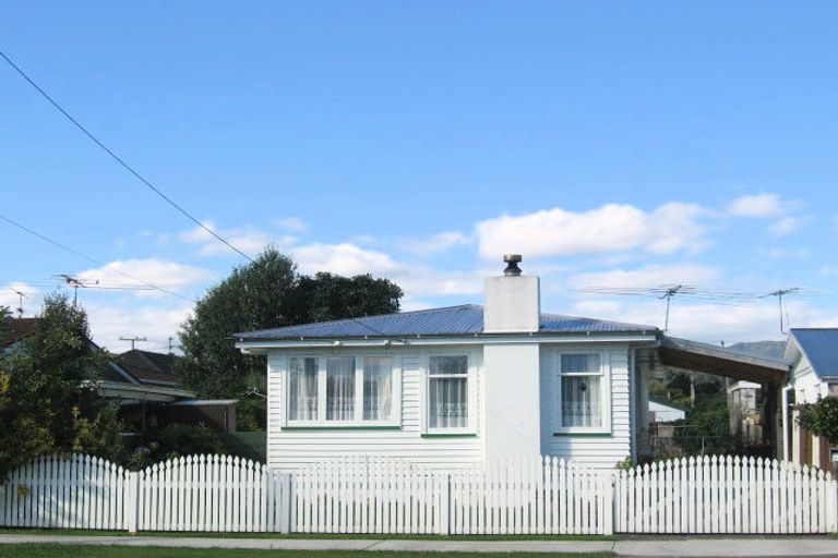 Photo of property in 34a Exchange Street, Ebdentown, Upper Hutt, 5018