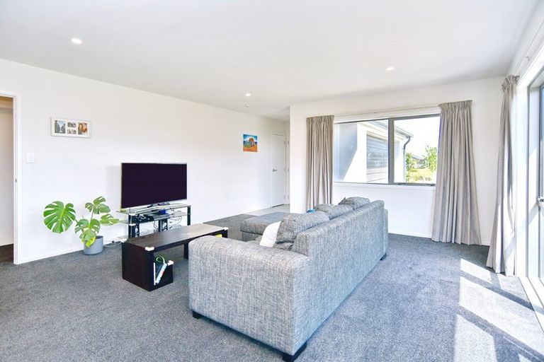 Photo of property in 44 Wallingford Crescent, Rolleston, 7615