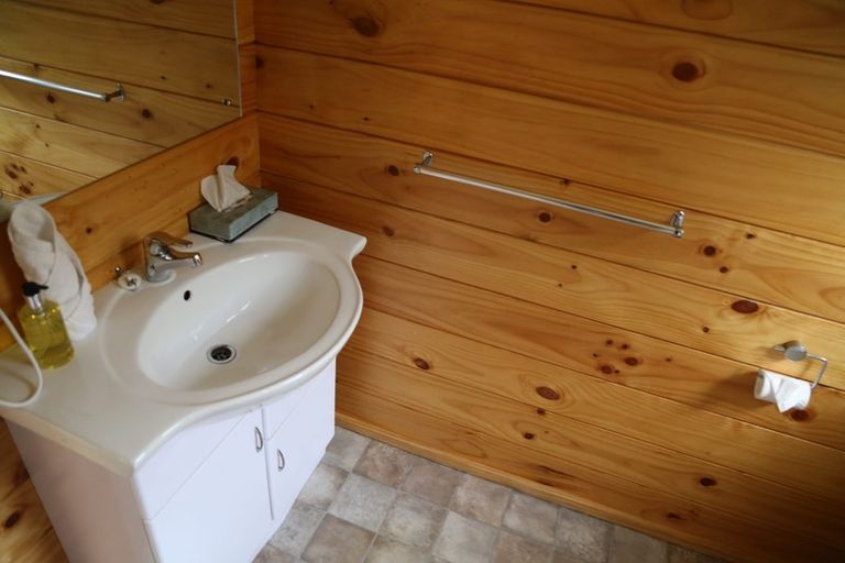 Photo of property in 26 Kamahi Crescent, Franz Josef/waiau, Franz Josef Glacier, 7886