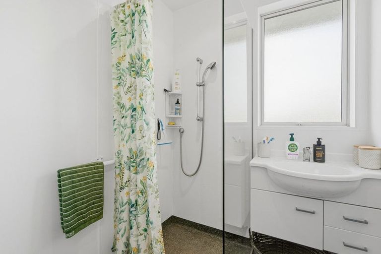 Photo of property in 12 Charles Street, East Gore, Gore, 9710