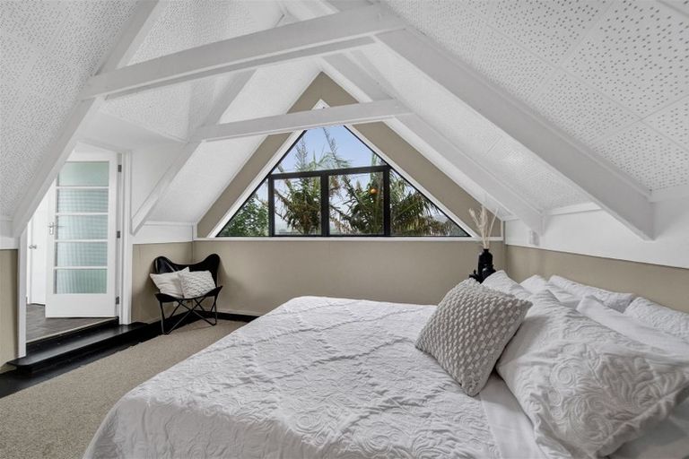 Photo of property in 18 Ohawe Terrace, Ohawe, Hawera, 4671