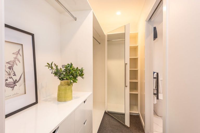 Photo of property in 1/2 Sarabande Avenue, Redwood, Christchurch, 8051