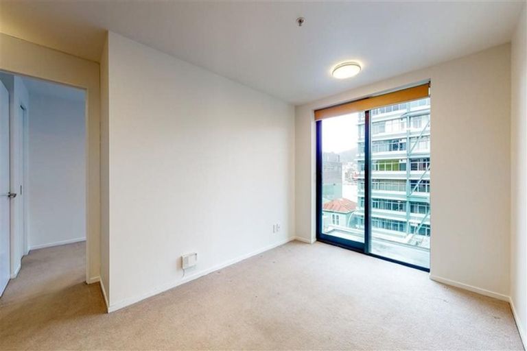 Photo of property in Dual Apartments, 406/142 Vivian Street, Te Aro, Wellington, 6011