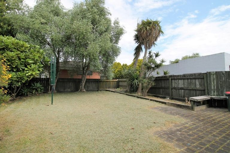 Photo of property in 1/21 Grande Vue Road, Hillpark, Auckland, 2102