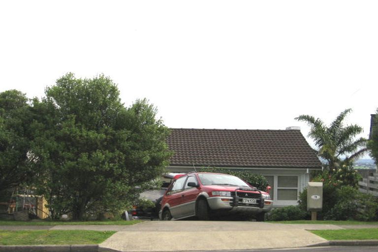 Photo of property in 1/70 Bleakhouse Road, Howick, Auckland, 2014