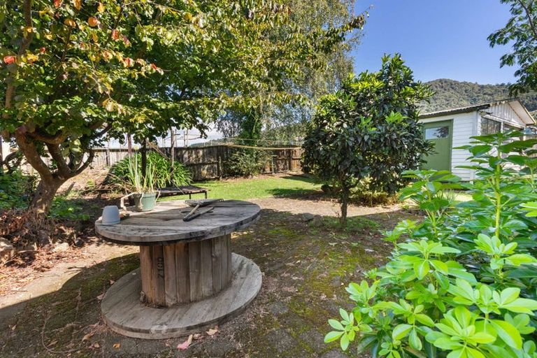 Photo of property in 15 Gem Street, Pukehangi, Rotorua, 3015