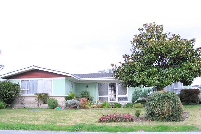 Photo of property in 51 Robinson Crescent, Tamatea, Napier, 4112