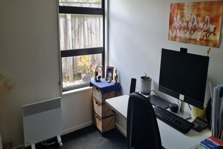 Photo of property in 205a Wainuiomata Road, Wainuiomata, Lower Hutt, 5014