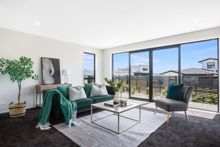 Photo of property in 2b Kaiaho Close, Aotea, Porirua, 5024