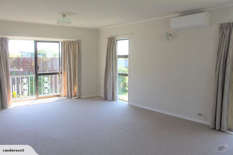 Photo of property in 66a Whiteley Street, Moturoa, New Plymouth, 4310