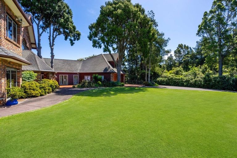 Photo of property in 251 Whitehills Road, Waitoki, 0994