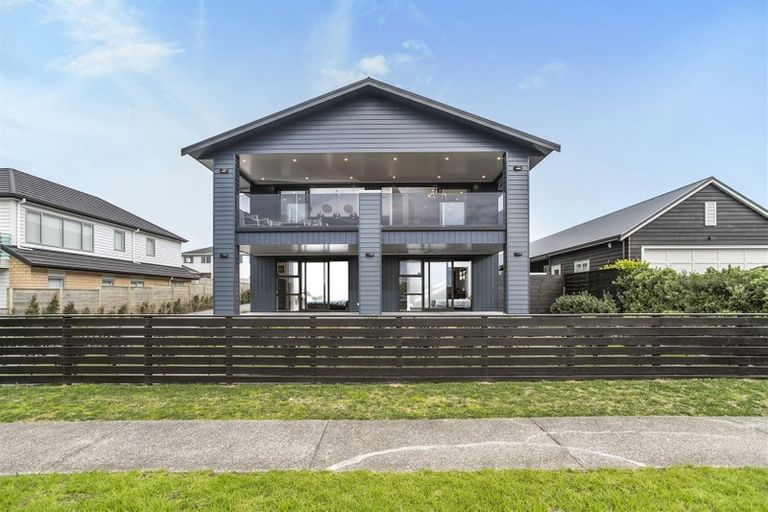Photo of property in 54 Weatherly Drive, Beachlands, Auckland, 2018
