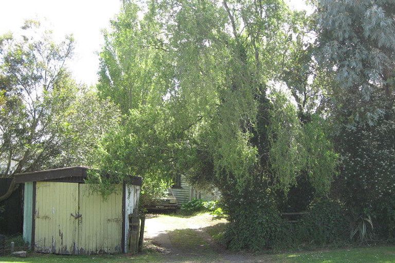 Photo of property in 12 Kiwi Avenue, Waikuku Beach, 7473