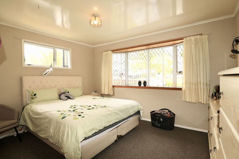 Photo of property in 21 Sikkim Crescent, Clover Park, Auckland, 2019