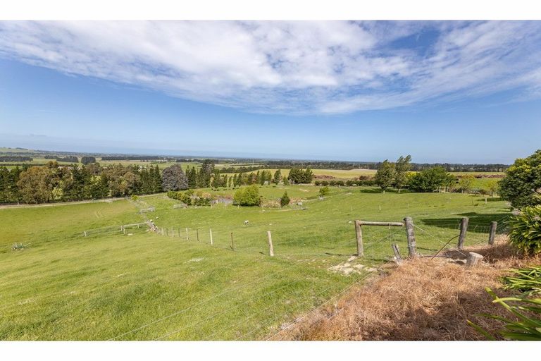 Photo of property in 157 Reserve Road, Balcairn, Amberley, 7481