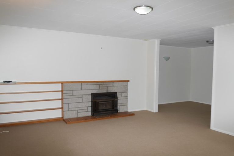 Photo of property in 5 Kotipu Place, Pukerua Bay, 5026