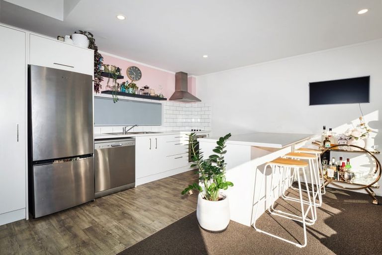 Photo of property in 31 Reynolds Place, Papamoa Beach, Papamoa, 3118