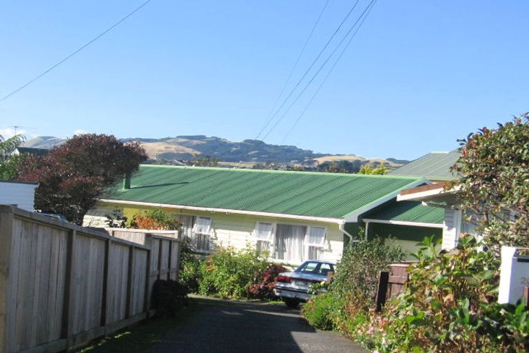 Photo of property in 20 Saville Row, Johnsonville, Wellington, 6037