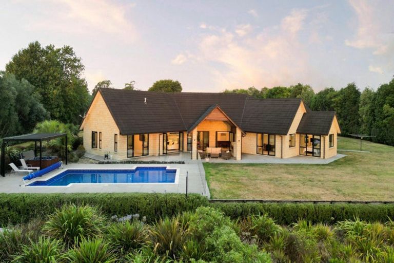 Photo of property in 144b Pencarrow Road, Tamahere, Hamilton, 3283